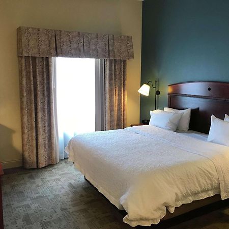 Hampton Inn & Suites Bloomington-Normal Buitenkant foto