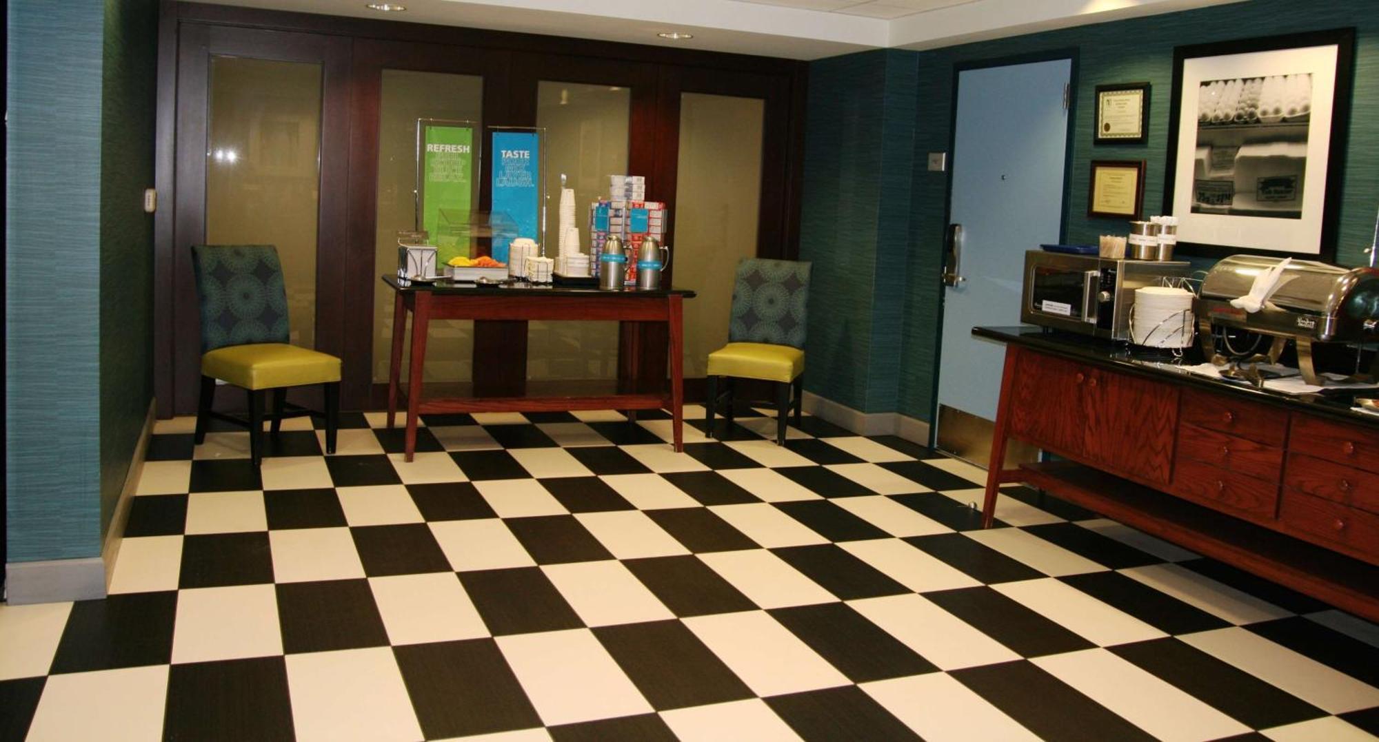 Hampton Inn & Suites Bloomington-Normal Buitenkant foto